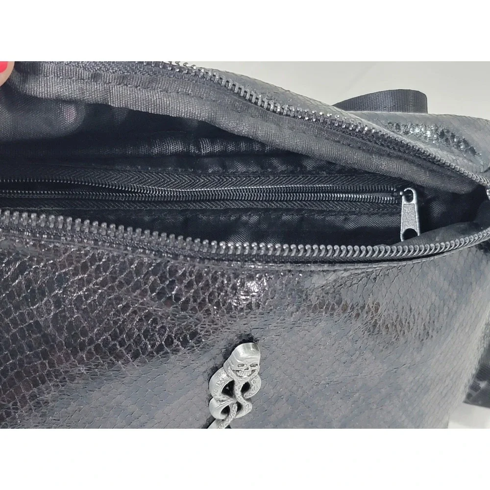 Universal Studios Wizarding World‎ of Harry Potter Death Eater Fanny Pack